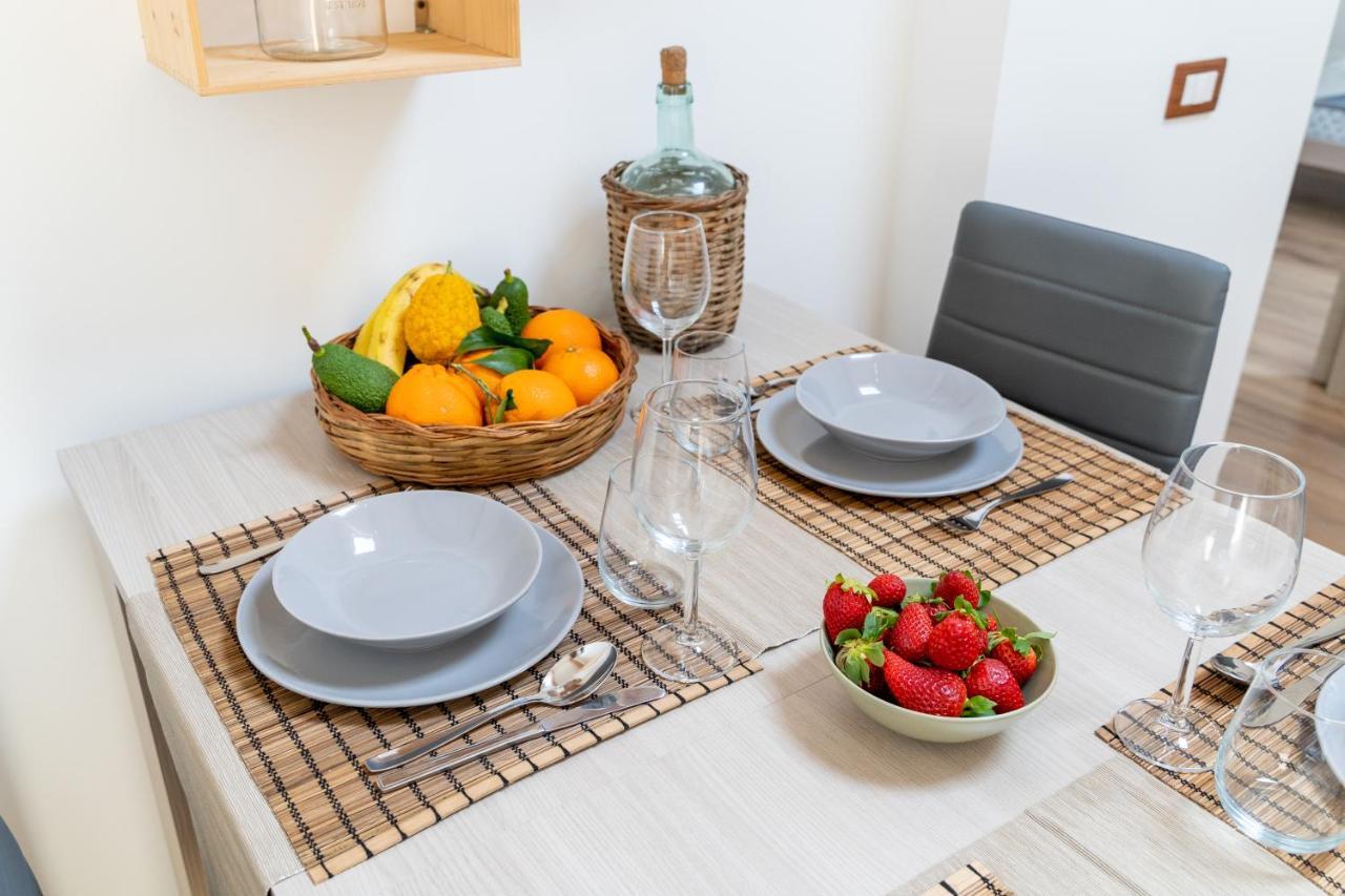 Historic Center New Apartment - Catania Stays Bagian luar foto