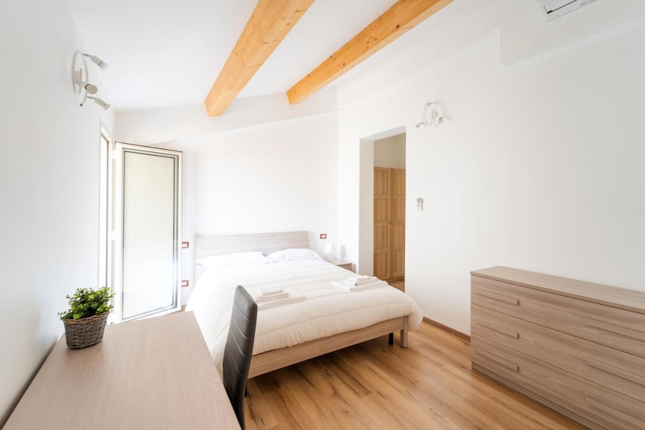 Historic Center New Apartment - Catania Stays Bagian luar foto